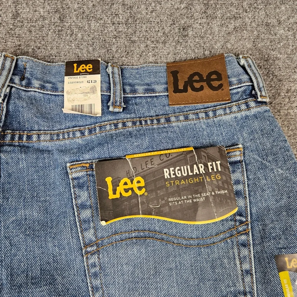 Lee Mens Regular Fit Straight Leg Jeans Vintage Stone Blue 42x29 NWT 102009023